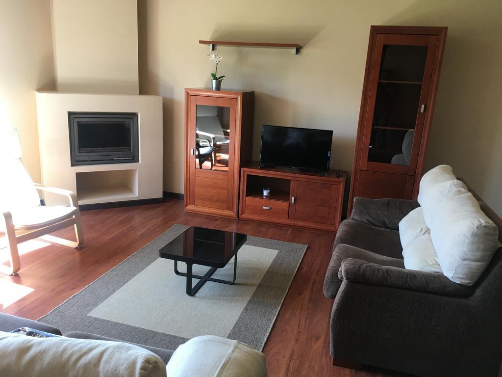 Otur Chalet La Caleya מראה חיצוני תמונה