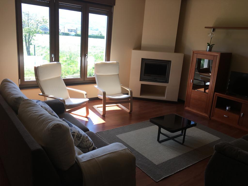 Otur Chalet La Caleya מראה חיצוני תמונה
