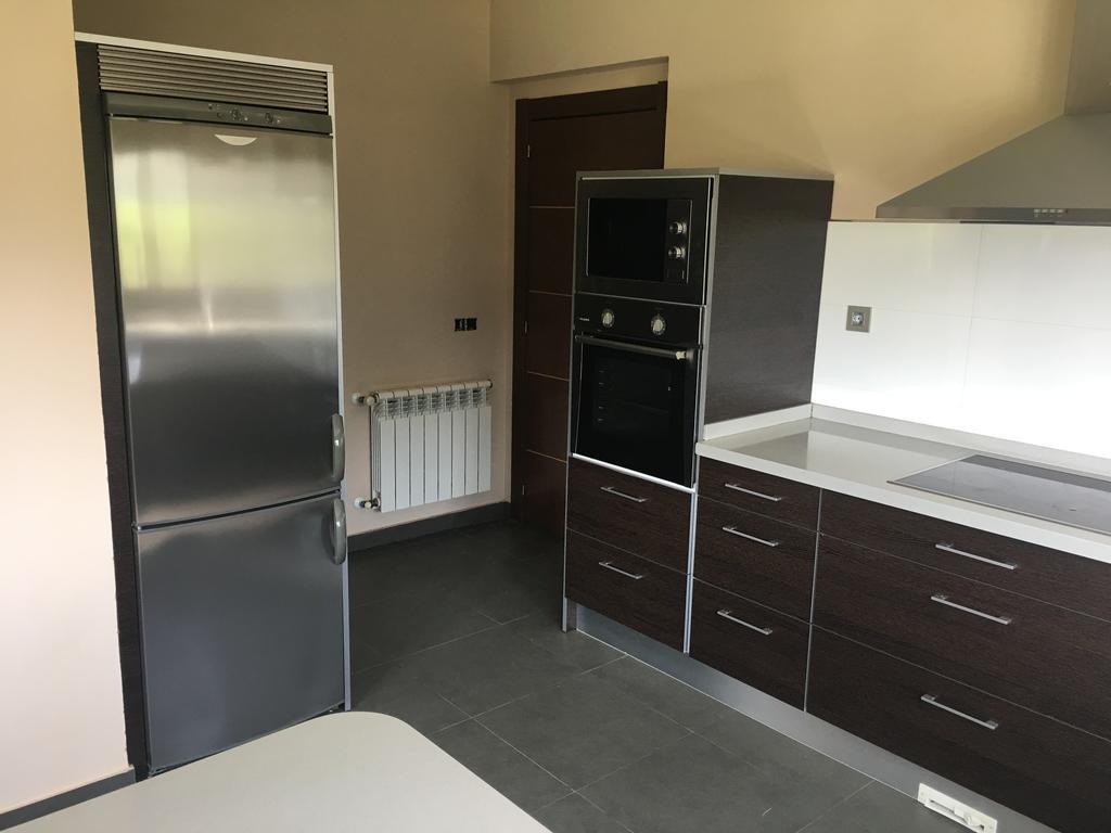 Otur Chalet La Caleya מראה חיצוני תמונה